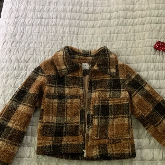 Plaid Sherpa jacket from princess Polly - Picture 2 of 3